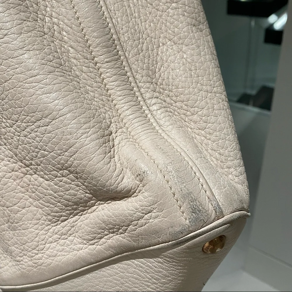 Prada Tote Bag - Picture 3 of 9